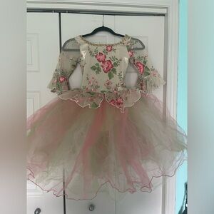 Dance costume